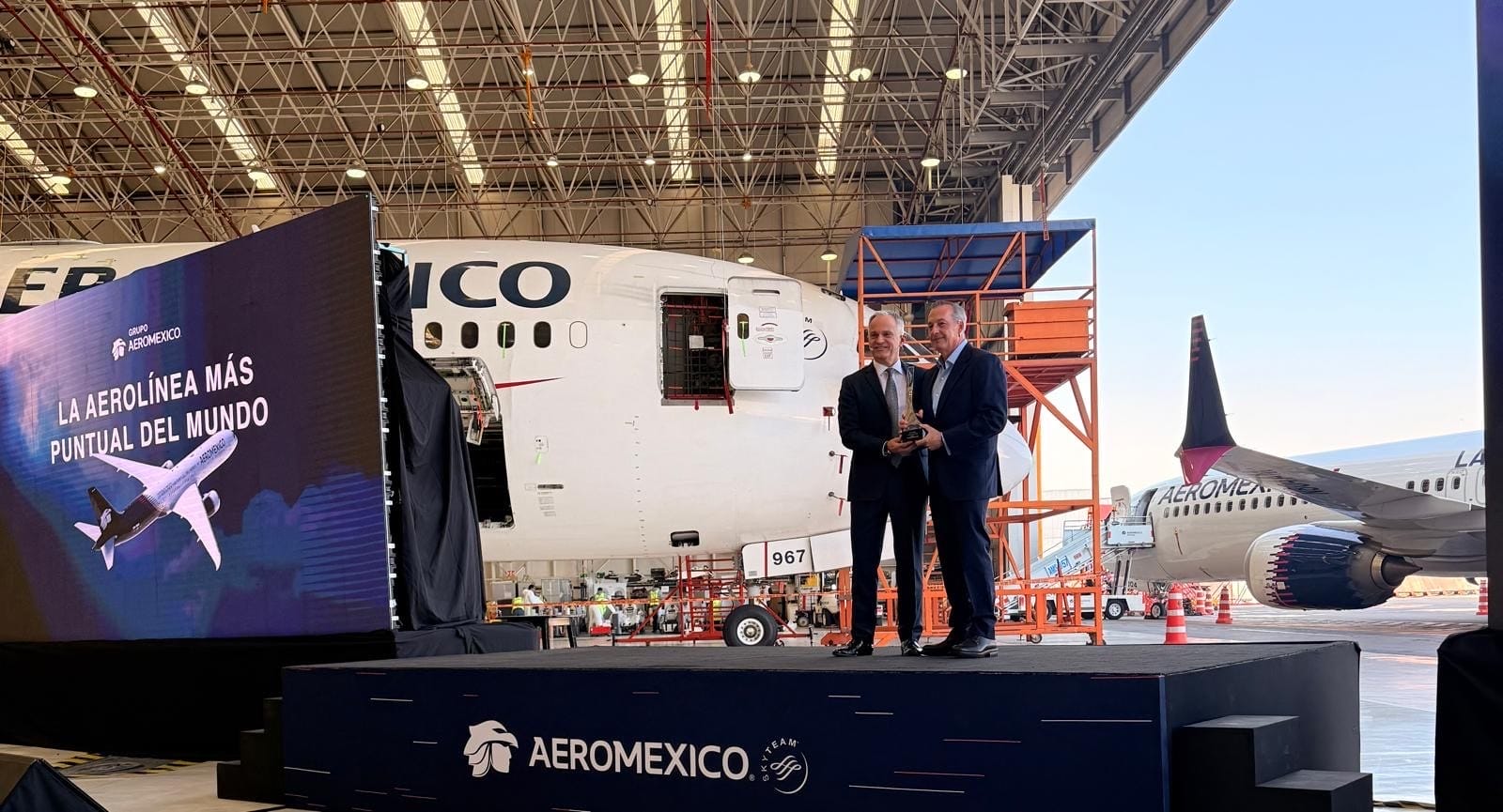 Aeromexico Award Ceremony for On-Time Performance